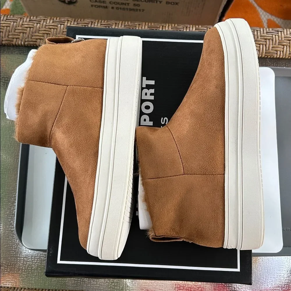 Urban Sport by J/Slides Nicely Tan Faux Suede Pull On Ankle Booties 8.5 NWT